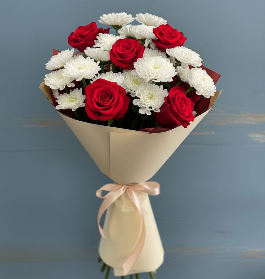 Букет цветов из: Розы и Хризантемы в Старой Рузе