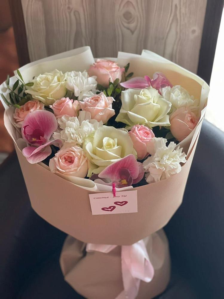 Букет цветов из: Орхидеи, Розы и Гвоздики в Старой Рузе