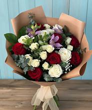 Букет цветов из:  Розы и Альстромерии в Старой Рузе