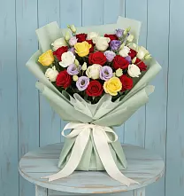 Букет цветов из:  Розы в Старой Рузе