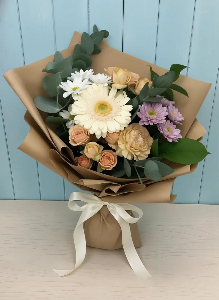 Букет цветов из: Герберы и Хризантемы в Старой Рузе