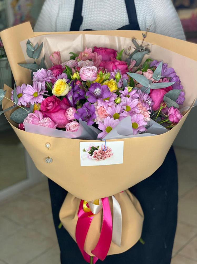 Букет цветов из: Хризантемы, Гвоздики и Альстромерии в Старой Рузе