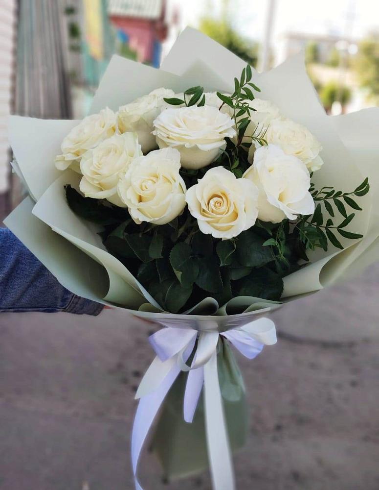 Букет Белые розы Проуд в Старой Рузе