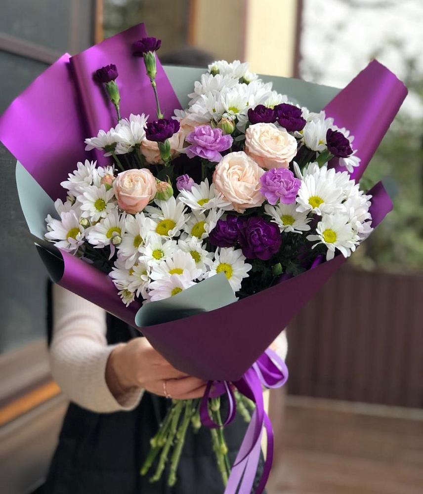 Букет цветов из: Хризантемы, Гвоздики и Розы в Старой Рузе