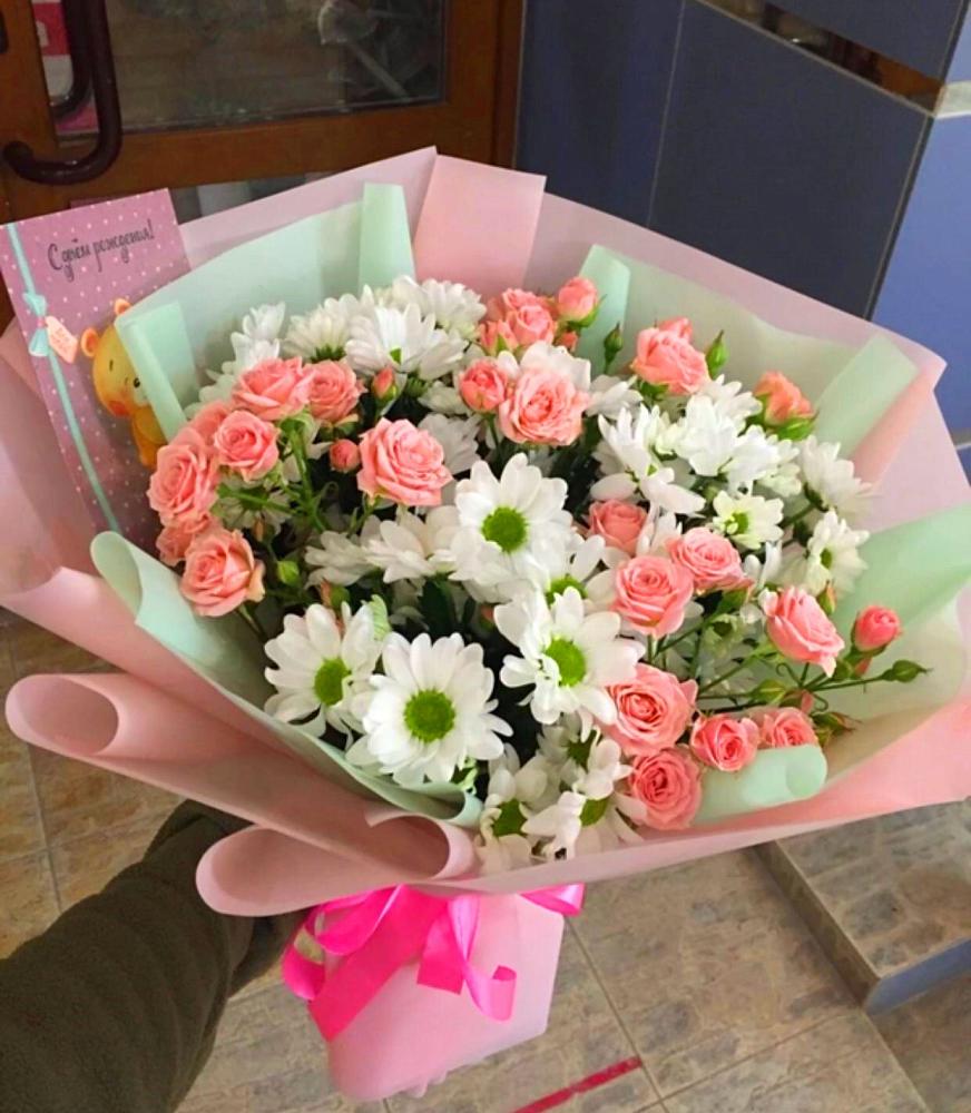 Букет цветов из: Розы и Хризантемы в Старой Рузе