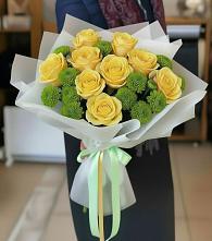 Букет цветов из:  Хризантемы и Розы в Старой Рузе