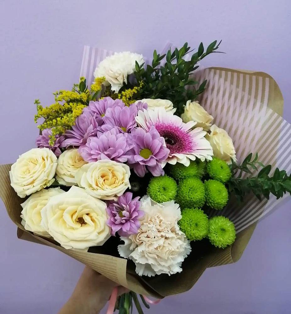 Букет цветов из: Хризантемы, Розы, Гвоздики и Герберы в Старой Рузе