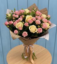 Букет цветов из:  Розы в Старой Рузе