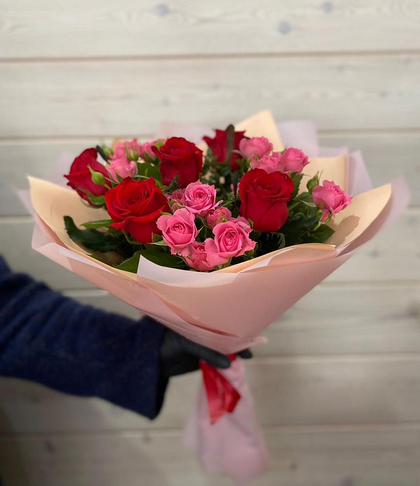 Букет цветов из: Розы в Старой Рузе