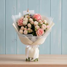 Букет цветов из:  Розы в Старой Рузе