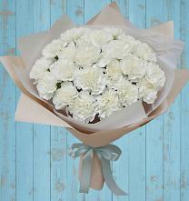 Букет цветов из:  Гвоздики в Старой Рузе