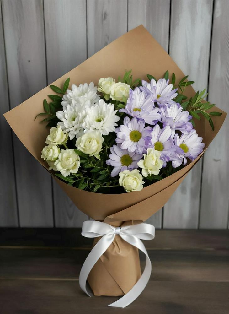 Букет цветов из: Хризантемы и Розы в Старой Рузе